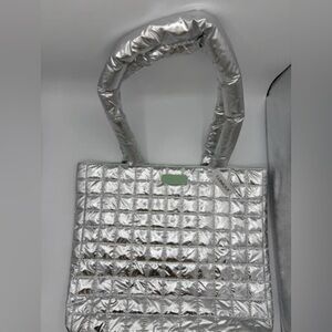 Clinique Quilted Silver Shopping Shoulder Tote Bag NWT Lime Lining